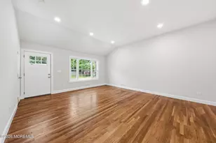 312 Edgemoor Rd, Belford, NJ 07718 - Photo 7