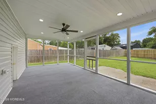 312 Edgemoor Rd, Belford, NJ 07718 - Photo 31