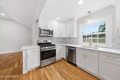 312 Edgemoor Road, Belford, NJ 07718 - Photo 13