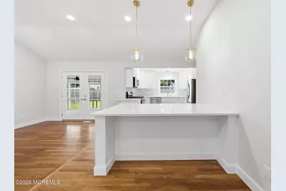 312 Edgemoor Road, Belford, NJ 07718 - Photo 9