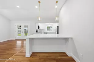 312 Edgemoor Rd, Belford, NJ 07718 - Photo 9
