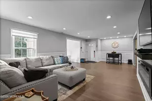 701 Zlotkin Cir, Freehold, NJ 07728 - Photo 3