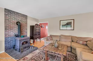 28 Wygant Rd, Cream Ridge, NJ 08514 - Photo 17