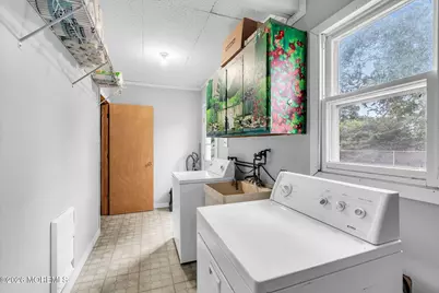43 Railroad Avenue, Beachwood, NJ 08722 - Photo 41