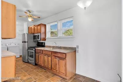 94 Neptune Place, Laurence Harbor, NJ 08879 - Photo 11