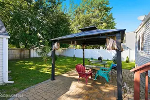 122 9th St, Belford, NJ 07718 - Photo 23