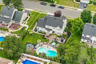 31 Woodstown Dr, Freehold, NJ 07728 - Photo 15