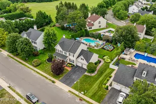 31 Woodstown Dr, Freehold, NJ 07728 - Photo 7