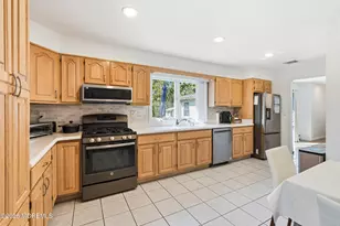704 Dow Ave, Oakhurst, NJ 07755 - Photo 7
