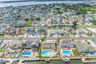 318 Aldo Dr, Toms River Township, NJ 08753 - Photo 15