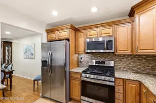 451 Rose Ct, Lakewood, NJ 08701 - Photo 13