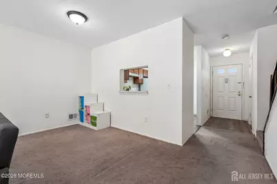 289 Bromley Place #289, East Brunswick Township, NJ 08816 - Photo 5