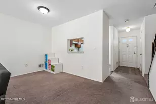 289 Bromley Pl, East Brunswick Township, NJ 08816 - Photo 5