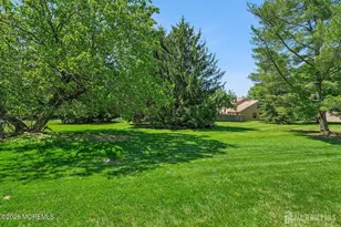 289 Bromley Pl, East Brunswick Township, NJ 08816 - Photo 19