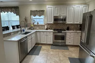 4 Mayflower Ct, Allentown, NJ 08501 - Photo 3