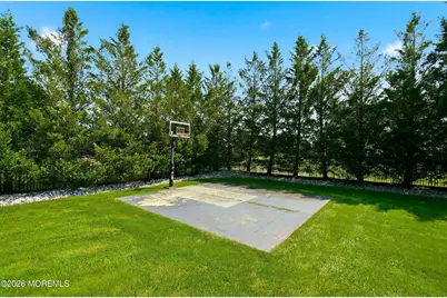 6 Courtney Court, Freehold, NJ 07728 - Photo 9
