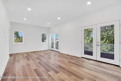 423 Prospect Avenue, Union Beach, NJ 07735 - Photo 15