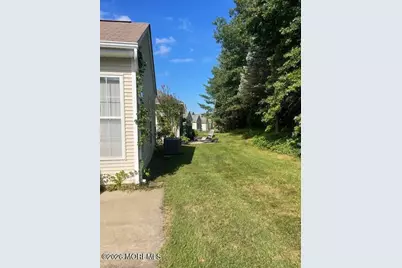 28 Spring Meadow Drive, Lakewood, NJ 08701 - Photo 27