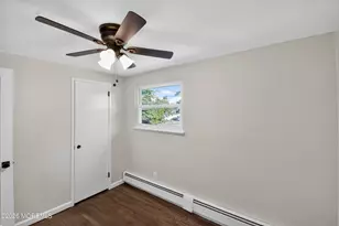 21 Monmouth St, Hazlet Township, NJ 07730 - Photo 19