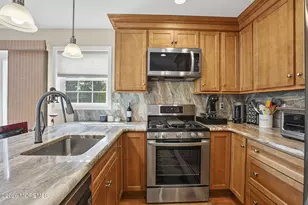 452 Meadowood Rd, Jackson, NJ 08527 - Photo 35