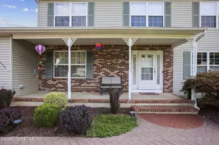 452 Meadowood Rd, Jackson, NJ 08527 - Photo 3
