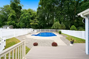 303 Florence Rd, Middletown, NJ 07748 - Photo 33