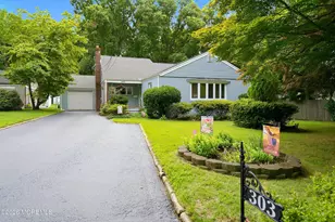 303 Florence Rd, Middletown, NJ 07748 - Photo 5