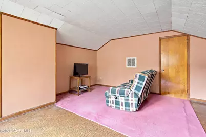 303 Florence Road, Middletown, NJ 07748 - Photo 19