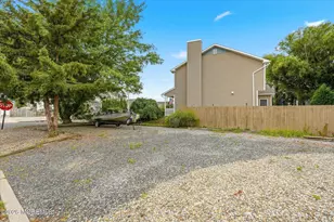 1515 Ivy Rd, Point Pleasant, NJ 08742 - Photo 9