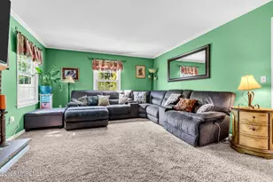 3 River Dr, Farmingdale, NJ 07727 - Photo 5