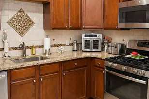 207 Knightsbridge Ln, Morganville, NJ 07751 - Photo 7