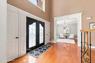 26 Goshawk Ct, Morganville, NJ 07751 - Photo 11