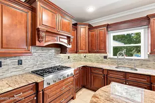 26 Goshawk Ct, Morganville, NJ 07751 - Photo 29