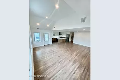105 Sanborn Avenue, Point Pleasant Beach, NJ 08742 - Photo 7
