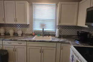 19 B Lafayette Dr, Whiting, NJ 08759 - Photo 5