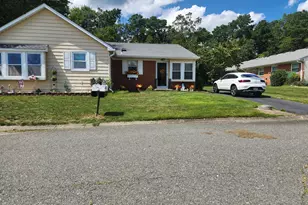 19 B Lafayette Dr, Whiting, NJ 08759 - Photo 1
