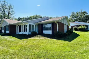 587B Lake Point Dr, Lakewood, NJ 08701 - Photo 5