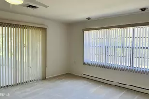 587B Lake Point Dr, Lakewood, NJ 08701 - Photo 17