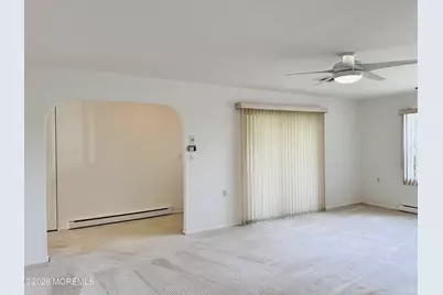 587 B Lake Point Drive, Lakewood, NJ 08701 - Photo 19