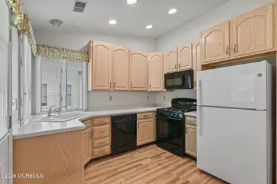 513 Waterford Drive, Manchester Township, NJ 08759 - Photo 11