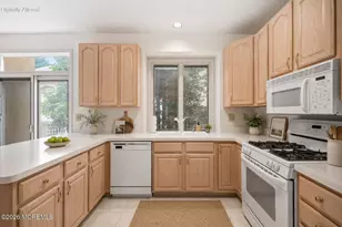 54 Torrey Pines Ct, Holmdel, NJ 07733 - Photo 11
