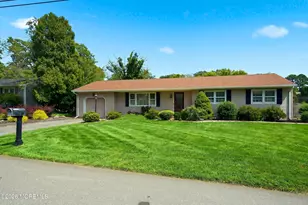 293 Timberline Pl, Brick, NJ 08723 - Photo 3