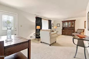 293 Timberline Pl, Brick, NJ 08723 - Photo 9