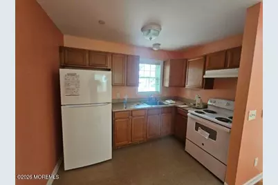 24 Cedar Crossing #16, Red Bank, NJ 07701 - Photo 5