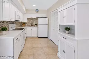6 Minnesota Dr, Matawan, NJ 07747 - Photo 11
