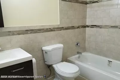5 Bonnie Drive, Middletown, NJ 07748 - Photo 13