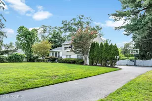 55 S Lake Dr, Red Bank, NJ 07701 - Photo 35