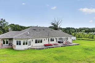 33 Parkside Way, Millstone Township, NJ 08535 - Photo 43