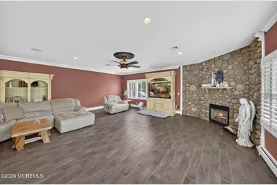 33 Parkside Way, Millstone Township, NJ 08535 - Photo 11