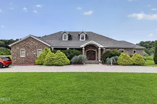33 Parkside Way, Millstone Township, NJ 08535 - Photo 1